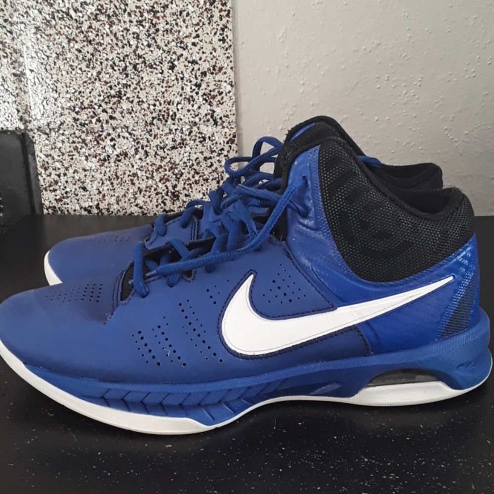 Nike Air mens shoes US size 8